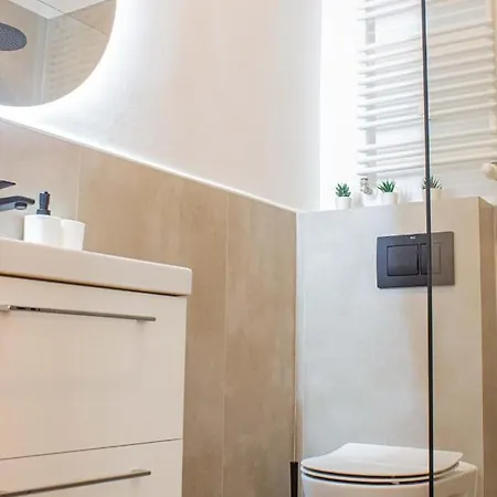 Apartamento Mieszkanie W Sercu Warszawy *