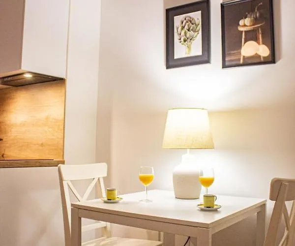 Mieszkanie W Sercu Warszawy *