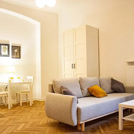 Mieszkanie W Sercu Warszawy * ワルシャワ