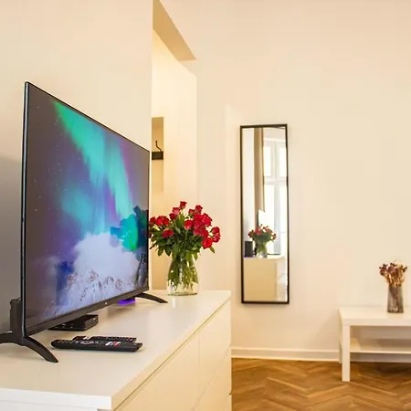 Mieszkanie W Sercu Warszawy *