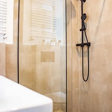 Daire Mieszkanie W Sercu Warszawy Varşova